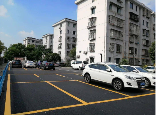 小區停車場計算機.png